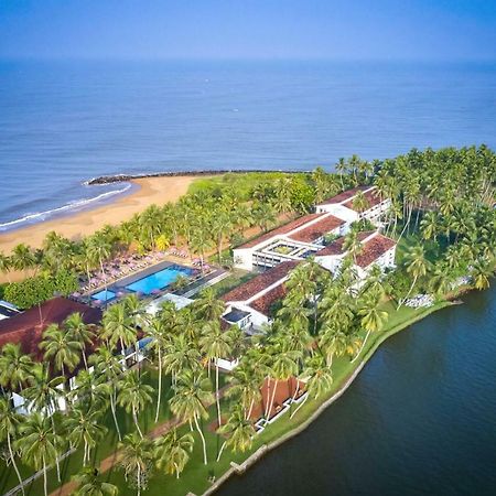 เอวานี กาลูตารา รีสอร์ต Hotel กาลูทารา ภายนอก รูปภาพ